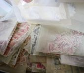 Briefmarken-Posten in 2 Umzugskartons, insgesamt 47 KG!!!