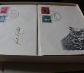 Briefmarken-Posten in 2 Umzugskartons, insgesamt 47 KG!!!