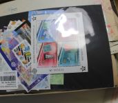 Briefmarken-Posten in 2 Umzugskartons, insgesamt 47 KG!!!