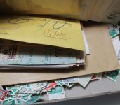 Briefmarken-Posten in 2 Umzugskartons, insgesamt 47 KG!!!