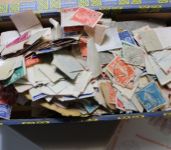 Briefmarken-Posten in 2 Umzugskartons, insgesamt 47 KG!!!