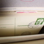 Briefe-, Karten-, Ganzsachen-Posten, großer Karton voll Material