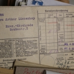 Briefe-, Karten-, Ganzsachen-Posten, großer Karton voll Material