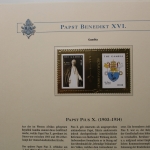 Papst Briefmarken-Blockausgaben, verschiedene Länder