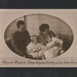Herzog u. Herzogin z. Braunschweig u. Lüneburg mit Prinzen
