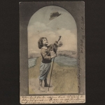 Junger, fröhlicher Wanderbursche