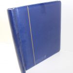 Blauer Klemmbinder ihne Hestellerangaben