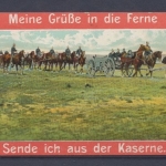 Soldaten einer Arttillerieeinheit, Grüße in die Ferne