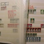 Briefmarken-Posten mit einem Gewicht von fast 13 KG