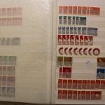 Briefmarken-Posten mit einem Gewicht von fast 13 KG