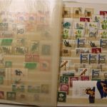 Briefmarken-Posten mit einem Gewicht von fast 13 KG