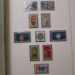 Briefmarken Ausland-Posten, Karton voller Alben