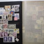 Briefmarken Ausland-Posten, Karton voller Alben