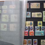 Briefmarken Ausland-Posten, Karton voller Alben