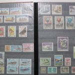 Briefmarken Ausland-Posten, Karton voller Alben