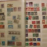 Briefmarken Ausland-Posten, Karton voller Alben