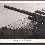 Geschütz in der Dämmerung