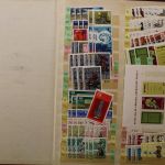 DDR Dublettenposten 1949-1990, meist postfrisch in 4 Alben