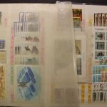 DDR Dublettenposten 1949-1990, meist postfrisch in 4 Alben