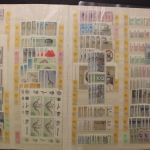 DDR Dublettenposten 1949-1990, meist postfrisch in 4 Alben