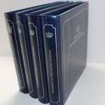 Borek, 4 blaue Ringbinder mit Aufdruck "Numisbriefe der Monarchien Europas"