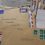 Belege, Karten, Ansichtskarten - großer Karton voll Material