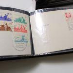 Belege, Karten, Ansichtskarten - großer Karton voll Material