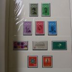 Briefmarken-Posten in 6 Lindner Vordruckalben mit BRD + Berlin