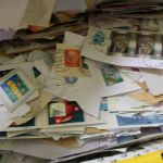 Kiloware, ca. 14 KG ausgeschnittene Briefmarken aus aller Welt!!