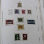 Briefmarken Ausland-Posten im großen 23 KG Karton