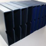 Leuchtturm, 9 blaue Kassetten, Maße ca. 310-315 x 315 x 60 mm