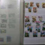 Briefmarken Posten Europa und Übersee in 20 Alben