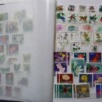 Briefmarken Posten Europa und Übersee in 18 Alben