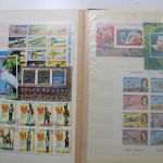 Briefmarken Posten Europa und Übersee in 18 Alben