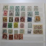 Briefmarken Posten Europa und Übersee in 18 Alben