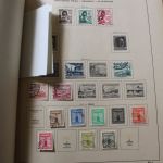 Briefmarken Posten Europa und Übersee in 14 Alben