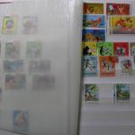 Briefmarken Posten Europa und Übersee in 18 Alben