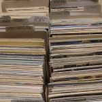 Großer Karton voller Ansichtskarten, alles Motive und Ausland