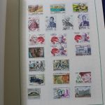 Briefmarken-Posten Ausland in 5 Alben