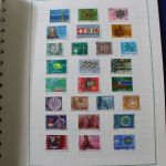 Briefmarken-Posten Ausland in 5 Alben