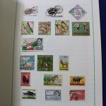 Briefmarken-Posten Ausland in 5 Alben