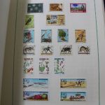 Briefmarken-Posten Ausland in 5 Alben