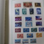 Briefmarken-Posten Ausland in 5 Alben