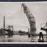 Wilhelmshaven - Der größte Schwimmkran der Welt, Drehbrücke