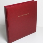 Borek, roter Ringbinder mit Aufdruck "Deutsche Numisbriefe"