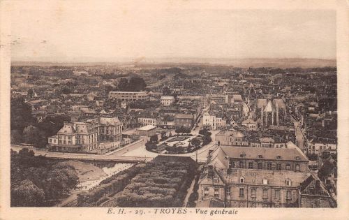 Frankreich Troyes Vue generale gl1934 198.169
