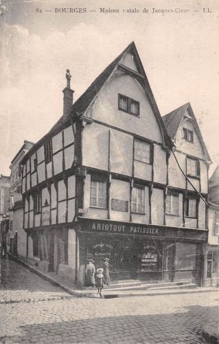 Frankreich 18 Bourges Maison natale de Jacques-Coeur ngl 198.204