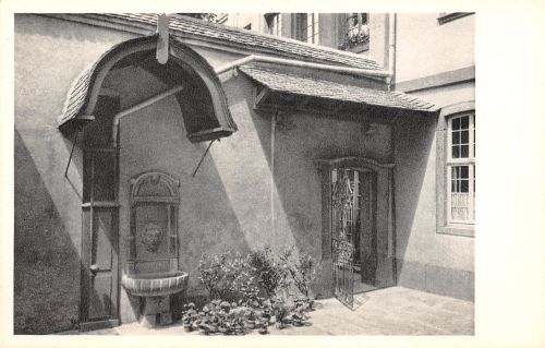 Frankfurt (Main) Goethehaus Höfchen mit Brunnen ngl 199.786