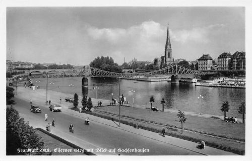 Frankfurt (Main) Eiserner Steg mit Blick auf Sachsenhausen ngl 199.817