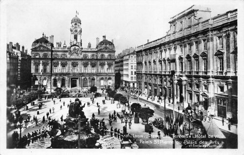 Frankreich 69 Lyon Place des Terreaux Hotel de Ville ngl 198.691